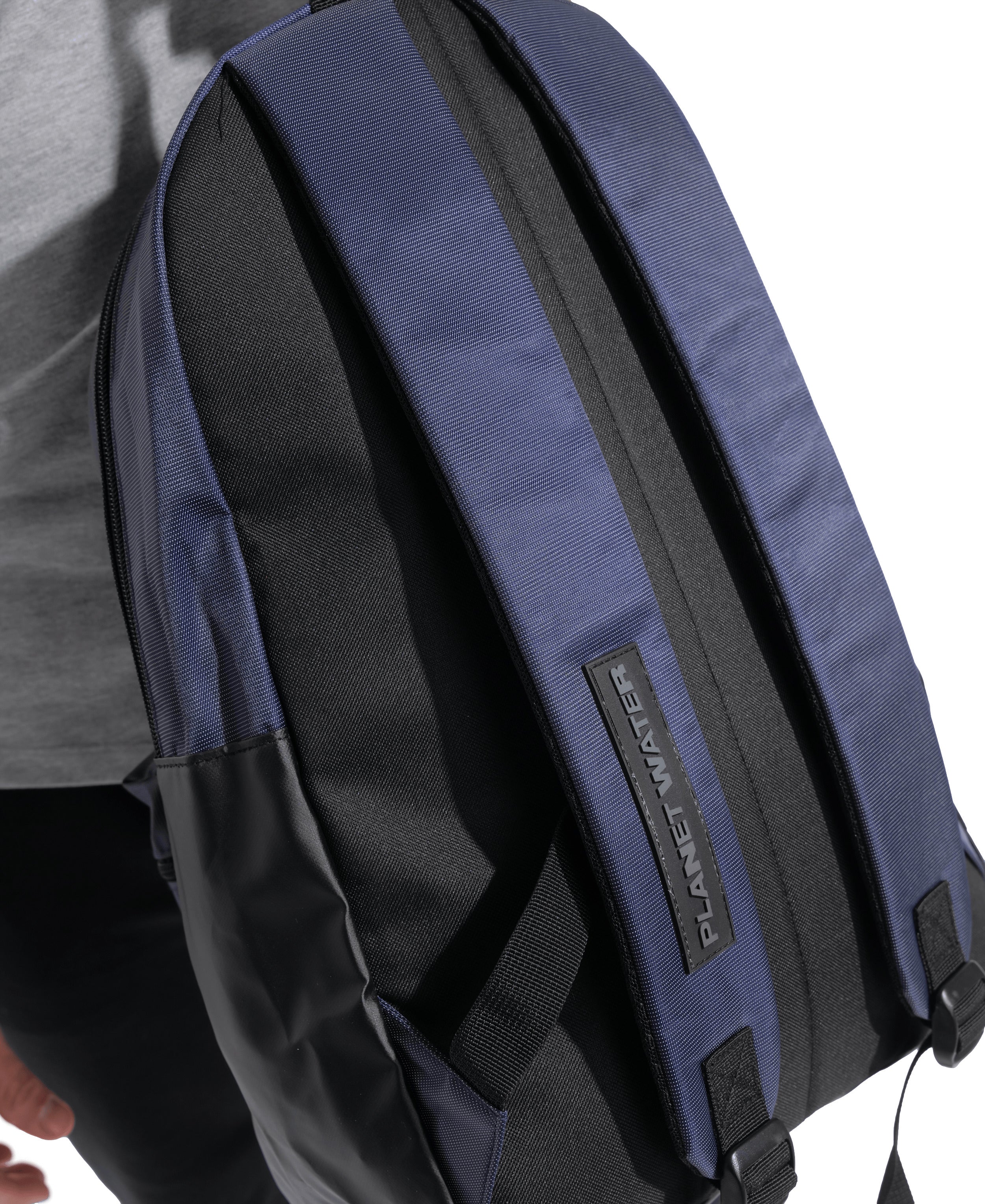 Mochila para deporte y natación arena One Go 30L - Azul Marino - Image 11
